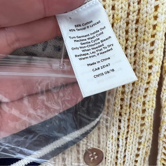 Talbots Bundle of Two Lightweight Sweaters in Blue and Yellow size Small - Picture 6 of 14